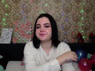 adelinabrown on cam for live free nude video chat now