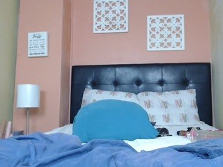 AlanaBest79 on cam for live free nude video chat now
