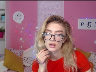 ashleylewis1 on cam for live free nude video chat now