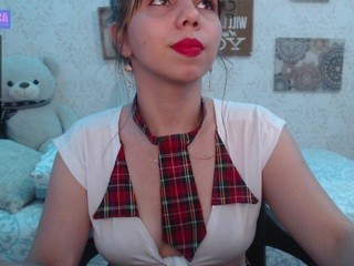 emma-flores on cam for live free nude video chat now