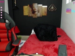 ?, Vanessa? on cam for live free nude video chat now