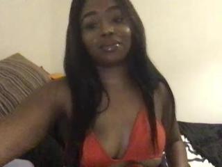 MiMi London on cam for live free nude video chat now