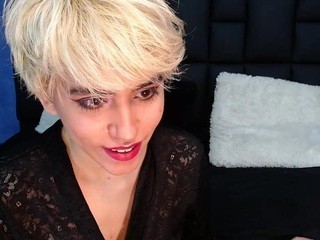 niikkiii on cam for live free nude video chat now