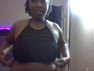princesspeachgoddess on cam for live free nude video chat now