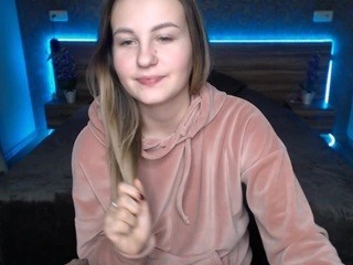 rachel-reed on cam for live free nude video chat now