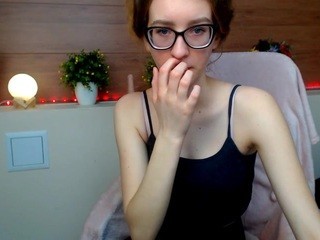 violaorey on cam for live free nude video chat now