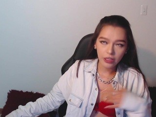 Azami on cam for live free nude video chat now