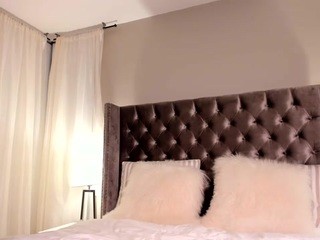 call me andrea on cam for live free nude video chat now