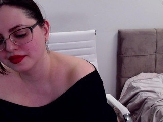 maggietempt on cam for live free nude video chat now