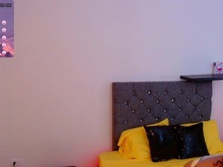 Rose Gold on cam for live free nude video chat now