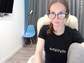 avrora-6 on cam for live free nude video chat now