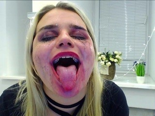 brittney-rich on cam for live free nude video chat now