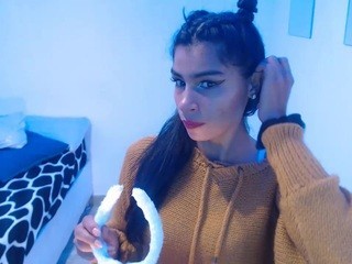 ♥, CAROL ♥ on cam for live free nude video chat now