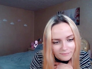 erinallen on cam for live free nude video chat now