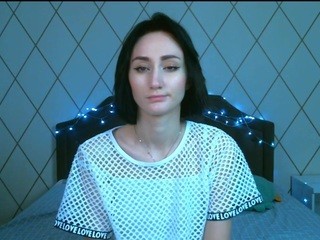 urshygirl on cam for live free nude video chat now