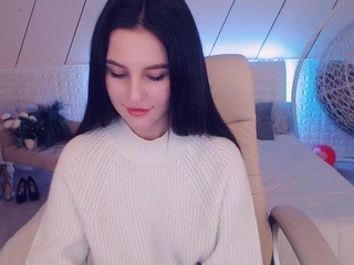 chanelcollinss on cam for live free nude video chat now
