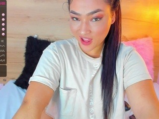 christine-jhons on cam for live free nude video chat now