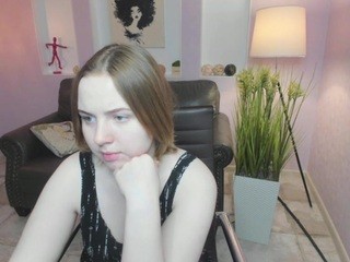 ericakisses on cam for live free nude video chat now