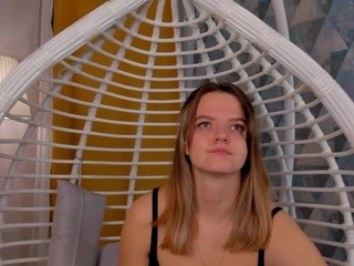 jinfell on cam for live free nude video chat now