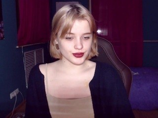 monacakarson on cam for live free nude video chat now