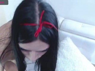 sara-rouge on cam for live free nude video chat now