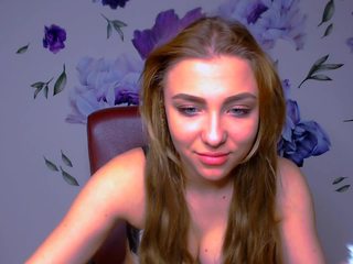 selena-meskill on cam for live free nude video chat now