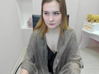 ursulaway on cam for live free nude video chat now