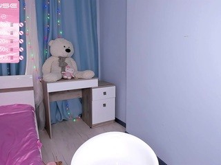 alicefleur on cam for live free nude video chat now