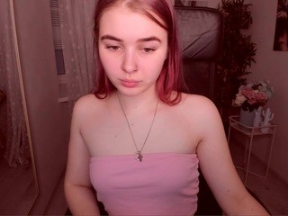 Ｂ, ｅｌｌａ ♥ on cam for live free nude video chat now