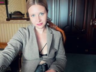 megangoward on cam for live free nude video chat now