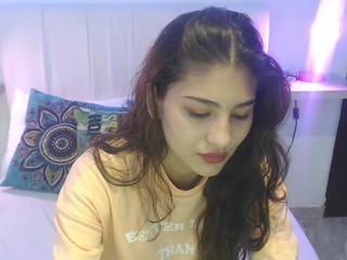miacherryy on cam for live free nude video chat now