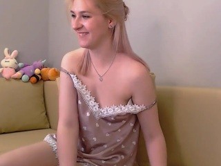 Gia-Ginx on cam for live free nude video chat now