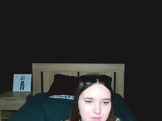 Lili on cam for live free nude video chat now