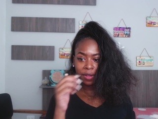 megaan-hot on cam for live free nude video chat now