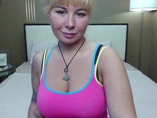 rockinblond on cam for live free nude video chat now