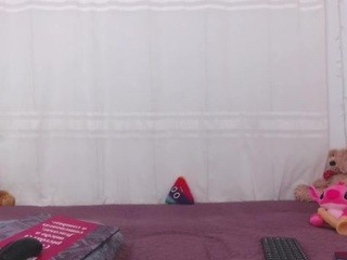 salomee-evanss on cam for live free nude video chat now