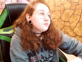 urmickey on cam for live free nude video chat now