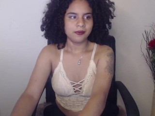 Isis Pinkd on cam for live free nude video chat now