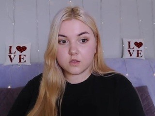 JaniceWard on cam for live free nude video chat now
