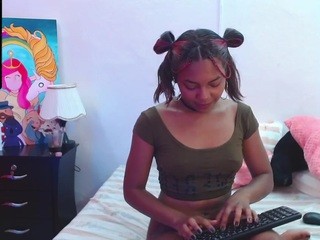 Molly Brown , ♥ on cam for live free nude video chat now