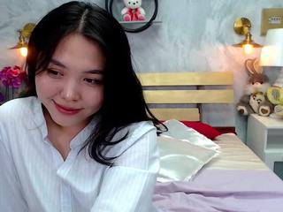 TammiLou on cam for live free nude video chat now