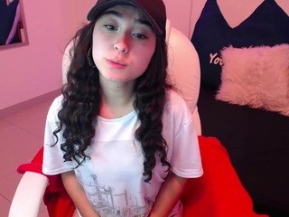 VICTORIA-DM on cam for live free nude video chat now