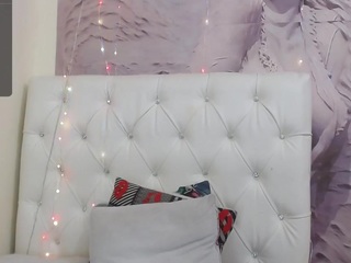 XelenaBBW on cam for live free nude video chat now