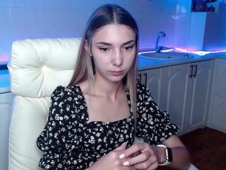 young-nursee on cam for live free nude video chat now