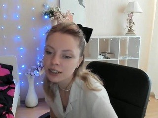 AliceKings on cam for live free nude video chat now