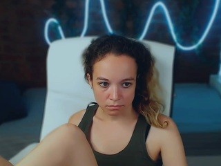 AprilSoul on cam for live free nude video chat now
