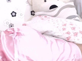 brenda-magnon on cam for live free nude video chat now