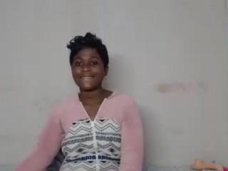 Ebonyhoneyluv on cam for live free nude video chat now