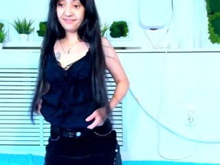 honey-shy on cam for live free nude video chat now
