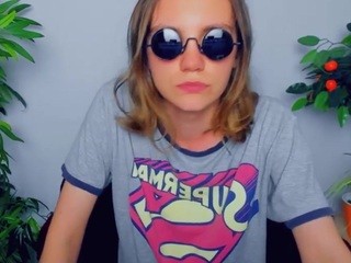 Kaaatrin on cam for live free nude video chat now